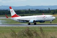 OE-LNS @ LOWW - named Geschriebenstein - by Jan Ittensammer