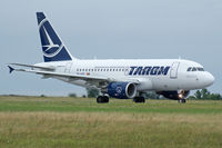 YR-ASC @ LOWW - Tarom - by Jan Ittensammer