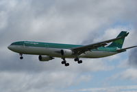 EI-EAV @ EIDW - dublin - by Piotr Tadeusz