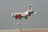 OO-TAZ @ EBBR - OO-TAZ is landing on RWY 25L while VT-JWF is taking off from RWY 25R - by Daniel Vanderauwera