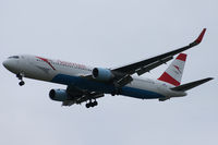 OE-LAE @ LOWW - DSLR-A230 (55-200 mm); www.haj-spotter.de.tf