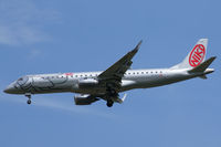 OE-IHA @ LOWW - DSLR-A230 (55-200 mm); www.haj-spotter.de.tf - by J.-J. Bartz