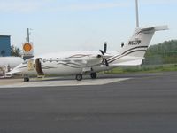 N677P @ K22 - On the ramp at Prestonsburg, Kentucky