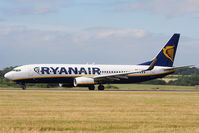 EI-EFD @ EGGW - Ryanair - by Chris Hall