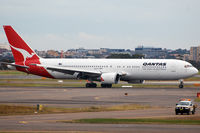 VH-OGF @ YSSY - At Sydney - by Micha Lueck