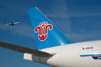 B-2075 @ LOWW - China Southern Boeing 777-200 - by Dietmar Schreiber - VAP