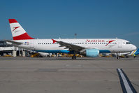 OE-LBT @ LOWW - Austrian Airlines Airbus 320