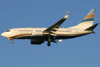 VP-CPA @ VIE - Jet Aviation Business Jets Boeing 737-700 - by Thomas Ramgraber-VAP