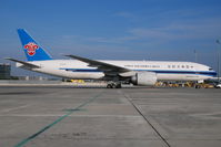B-2073 @ LOWW - China Southern Boeing 777-200 - by Dietmar Schreiber - VAP
