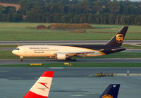 N330UP @ LOWW - UPS