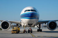 B-2073 @ LOWW - China Southern Boeing 777-200 - by Dietmar Schreiber - VAP