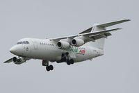 LZ-HBC @ LOWW - Hemus Air