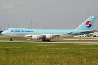 HL7438 @ VIE - Korean Air Cargo