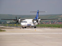 YR-ATG @ LRCL - Taxi after landing