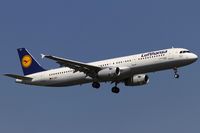 D-AIST @ EDDF - on final RW07R - by Friedrich Becker