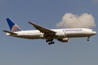 N78004 @ EDDF - on final RW07R - by Friedrich Becker