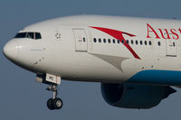 OE-LPC @ LOWW - Austrian Airlines