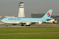 HL7439 @ VIE - Korean Air Cargo