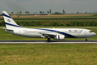 4X-EKI @ VIE - El Al