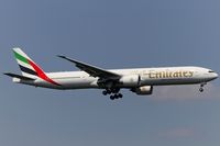 A6-ECE @ EDDF - on final RW07R