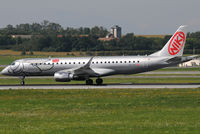 OE-IHC @ VIE - NIKI - by Chris Jilli