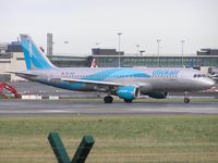EC-ICR @ EIDW - Clickair lining up r/w 28 - by Robert Kearney