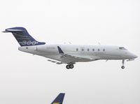 N215BL @ EIDW - Challenger300 on short finals on r/w 10 - by Robert Kearney
