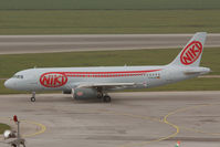 D-ALAR @ LOWW - Fly Niki Airbus 320 - by Dietmar Schreiber - VAP