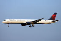 N585NW @ KSEA - KSEA - by Nick Dean
