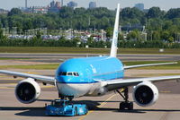 PH-AOD @ EHAM - KLM Royal Dutch Airlines - by Chris Hall