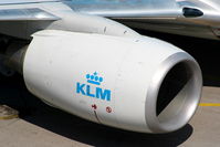 PH-BGG @ EHAM - CFM International CFM56-7B24 engine on B737 PH-BGG - by Chris Hall