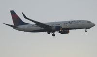 N3764D @ KMSP - Delta Airlines Boeing 737-832 landing at MSP. - by Kreg Anderson
