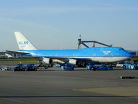 PH-BFM @ EHAM - KLM Royal Dutch Airlines - by Chris Hall