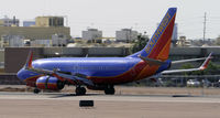 N406WN @ KPHX - Landing at PHX - by Todd Royer