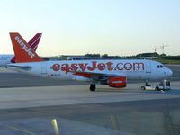 HB-JZI @ EHAM - easyJet Switzerland - by Chris Hall