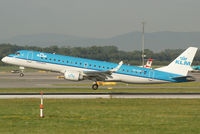 PH-EZD @ VIE - KLM Royal Dutch Airlines
