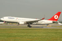 TC-JNG @ VIE - Turkish Airlines