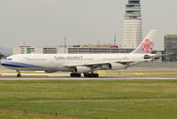 B-18801 @ VIE - China Airlines