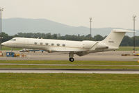 01-0076 @ VIE - US Air Force