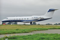 HB-JGB @ EGGW - Swiss registered Gulf 450 c/n 4130 at Luton - by Terry Fletcher