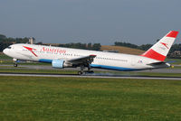 OE-LAT @ VIE - Austrian