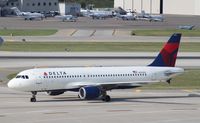 N323US @ KMSP - Airbus A320