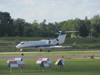 N474M @ KSBM - Motorola's Gulf on landing @KSBM