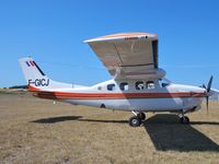 F-GICJ @ LFCY - au parking - by Jean Goubet/FRENCHSKY