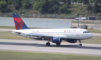 N327NB @ KMSP - Airbus A319 - by Mark Pasqualino