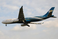 A4O-DD @ EGLL - Oman Air