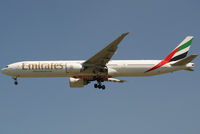 A6-ECP @ VIE - Emirates