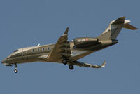 OE-HII @ VIE - Amira Air