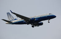 N641RW @ KMSP - On final to KMSP - by Paul Krumrei