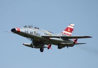N2011V @ YIP - F-100